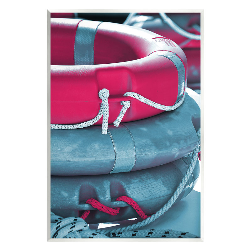 «Nautical Life Buoys» par Lil 'Rue, reproduction d'art sur toile tendue, H 19 po x l 13 po