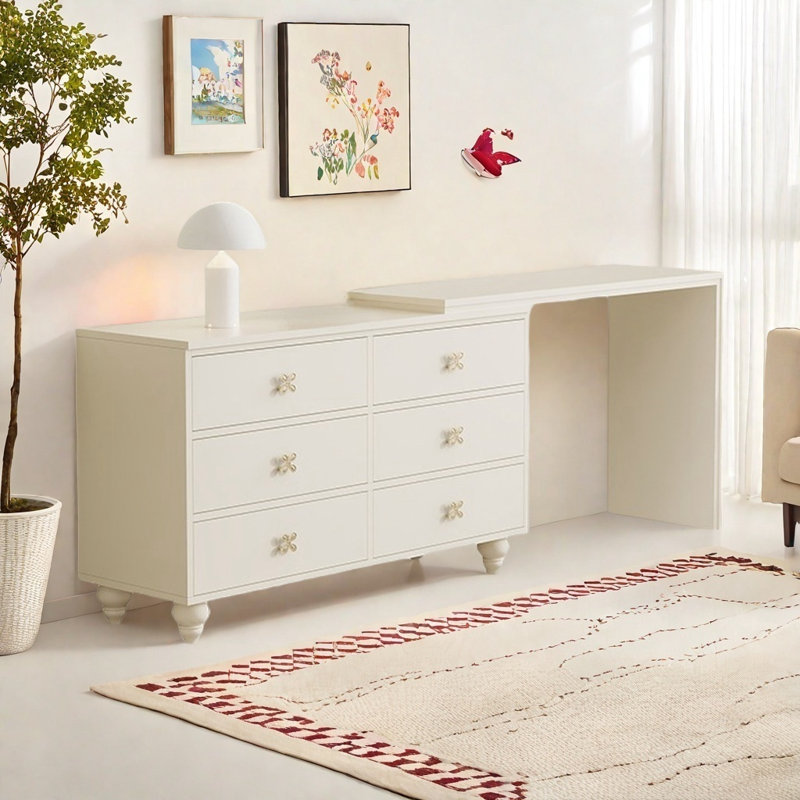 Ruthton, Cream White