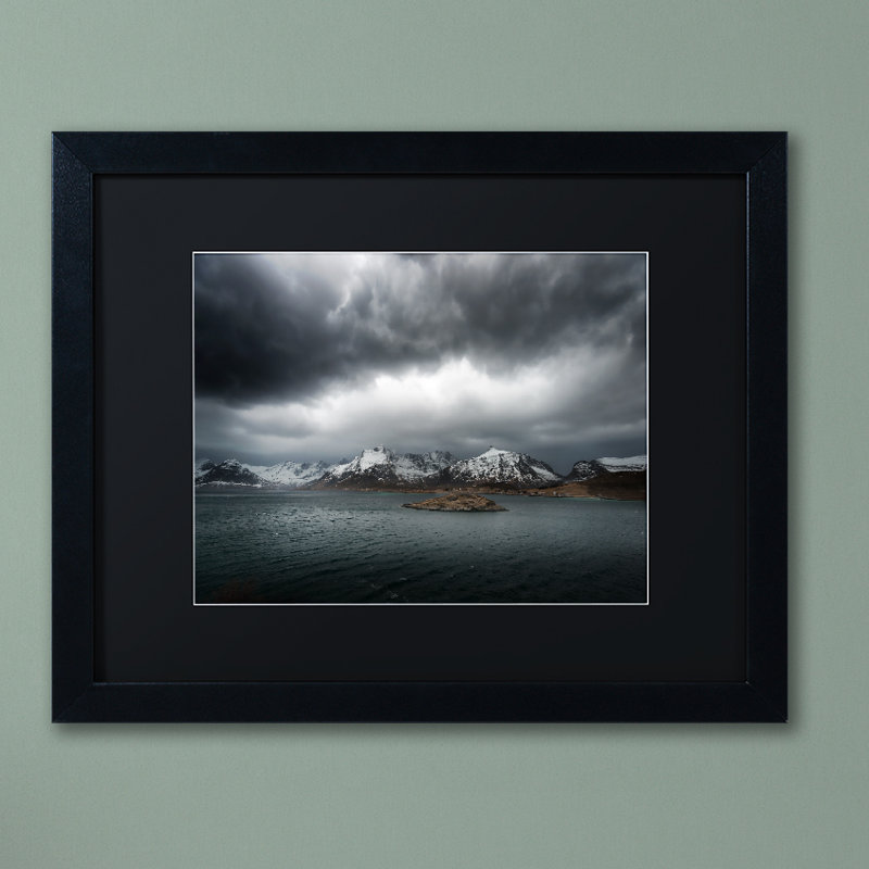 Gris, reproduction de photo encadrée, H 16 po x l 20 po x P 0,5 po, Noir