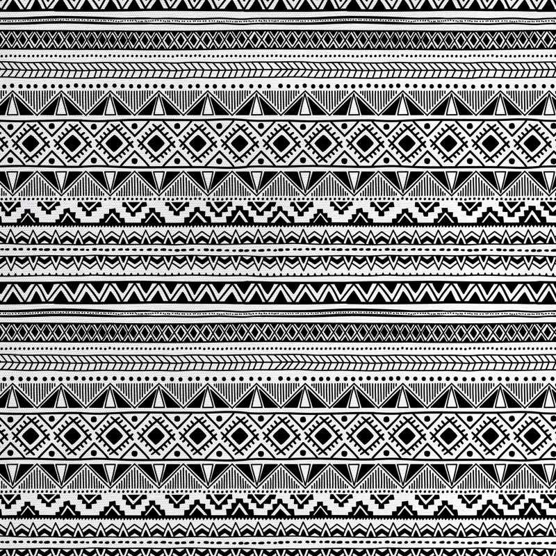 Tissu ethnique, l 58 po x L 72 po