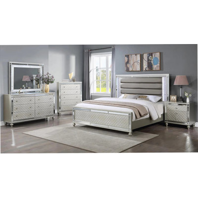 Luxury Stunning Silver Finish 1Pc Side Panel Bed Plush Channel Tufted Integrated LED Lighting