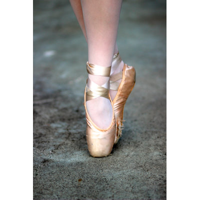 " Ballet Pointe Dancers " by Megankphotos