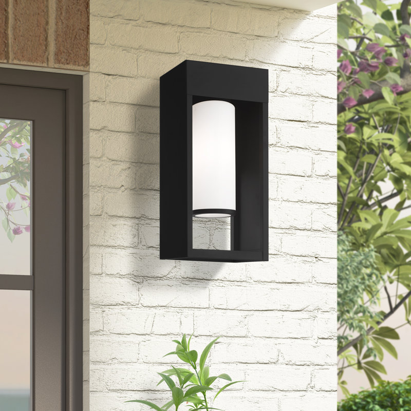 Plafonnier encastré d'extérieur Saramarie, H 17 po x l 7,875 po x P 6,25 po, Noir