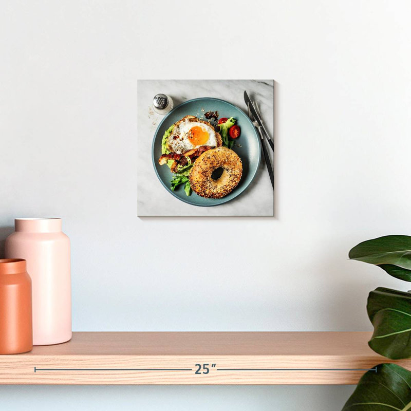 Yarlin Bagel Sandwich, 10" H x 10" W