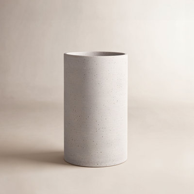 Vase de table en béton COLUNA