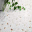 Carrelage mural en porcelaine mate Calacatta