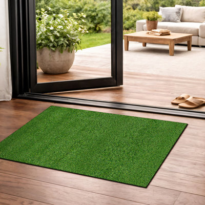 Brittannie Indoor/Outdoor Waterproof Artificial Grass Turf Rugs