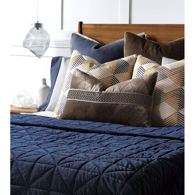 Dean Duvet Cover, Full Duvet Cover + 4 Shams + 3 Pillows