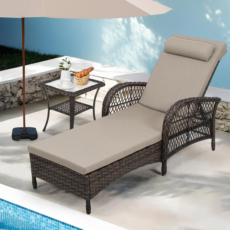 Outdoor Chaise Lounge Chair With Side Table, All Weather Pe Rattan Patio Lounge Chair With Cushion, 6-Positions Adjustable Pool Sunbathing Recliner For Poolside, Armrest & Pillow, Beige