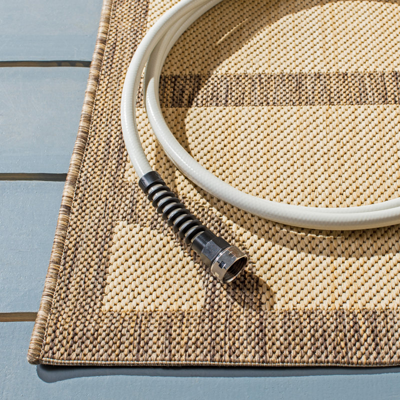 Tapis géométrique beige foncé, Rectangle 2 pi 7 po x 5 pi