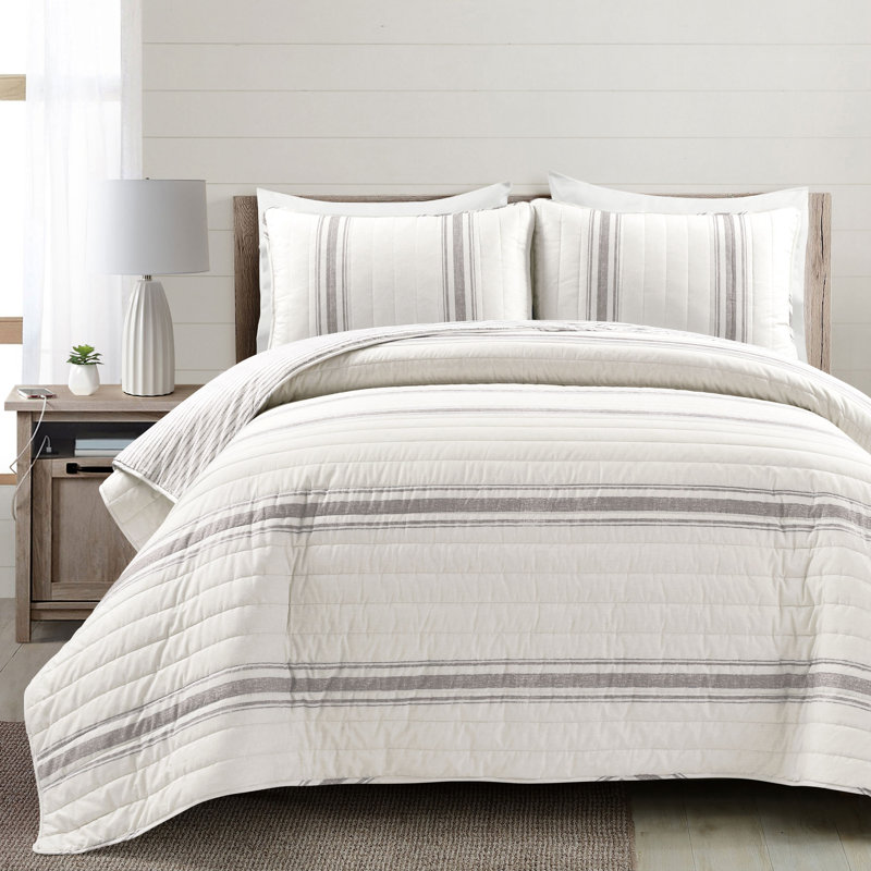 Gilroy Farmhouse / Country Cotton Striped Quilt, King Quilt + 2 Shams, Gray