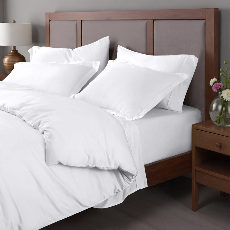 Egyptian Cotton 400 Thread Count Solid Luxury Duvet Cover Set with Pillow Shams, White, Twin + 1 Sham