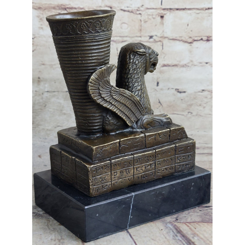 Figurines et sculptures de Nagako