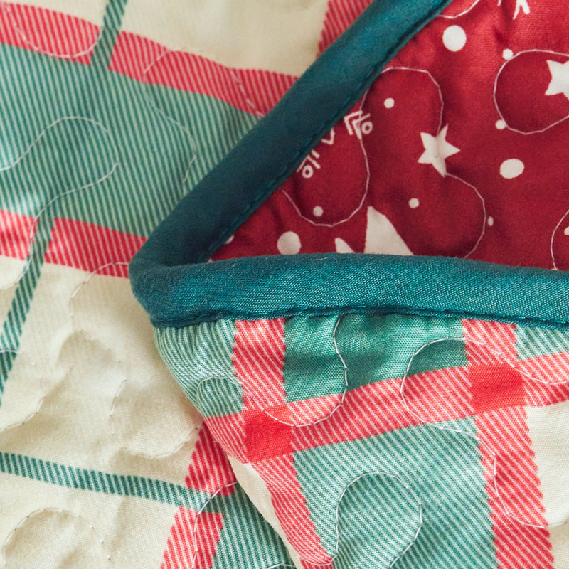 Vintage Christmas Plaid Patchwork Quilt Bedspread Set, Queen