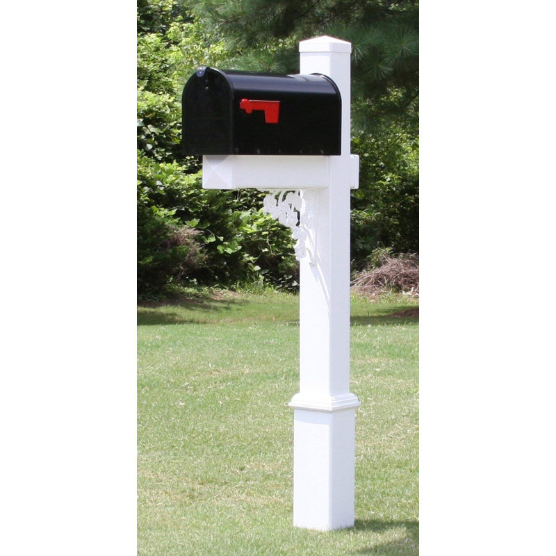 Coolidge Post Mounted Mailbox, Black
