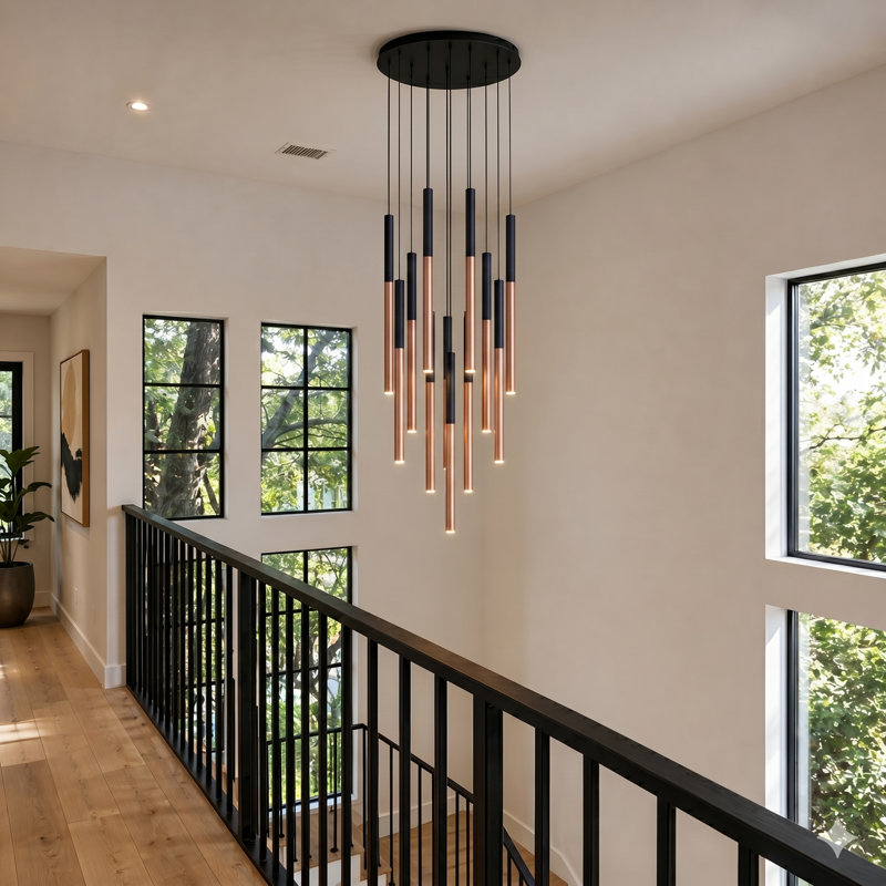 Luminaire suspendu cylindrique à 13 lumières DEL Baileyton, Dessus noir / cuivre brossé
