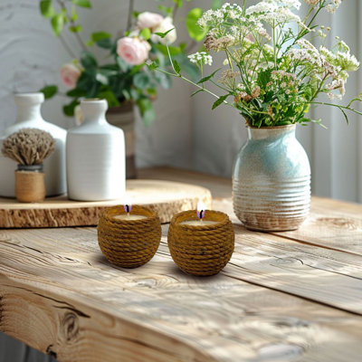 Deux pots à bougie