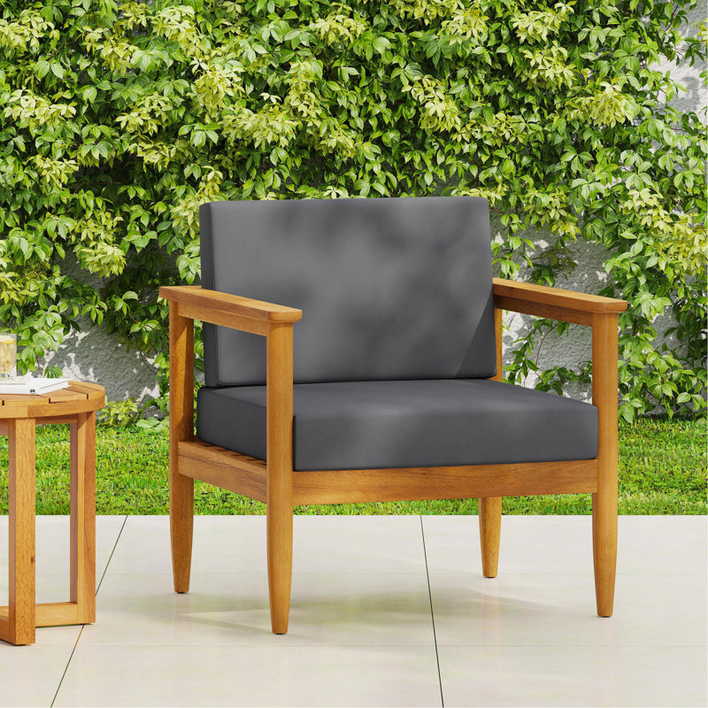 CHAISE CLUB