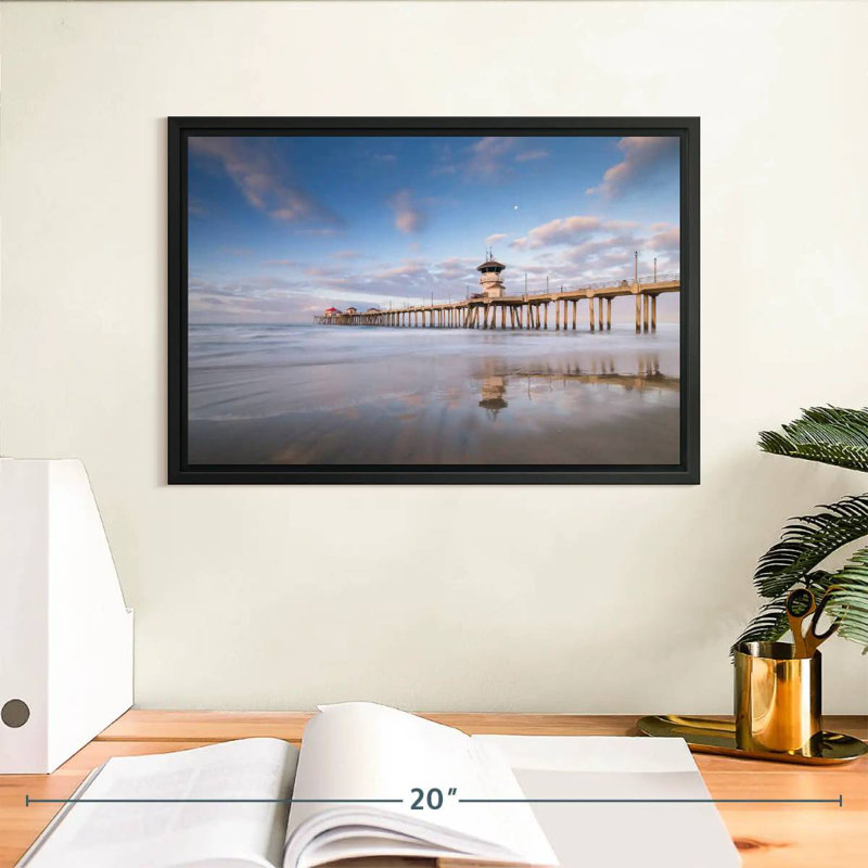 Coastal Huntington Pier, Cadre flottant noir, 13 po x 9 po