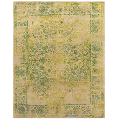 Mount Route Hand-Knotted Apple Green