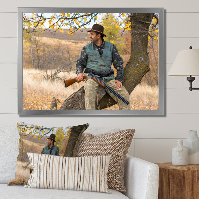 Hunters Pursuit sur toile, H 12 po x l 20 po x P 1 po, Cadre simple argenté