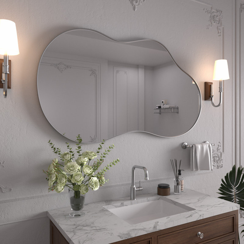 Miroir mural irrégulier Miroir mural asymétrique, 46 po x 26 po, Argent