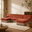 Canapé modulaire 4 places avec 2 repose-pieds en nuage, jupe à pampilles, conception capitonnée, mousse haute densité, base ergonomique en bois, pour les salons et les chambres-1271151586