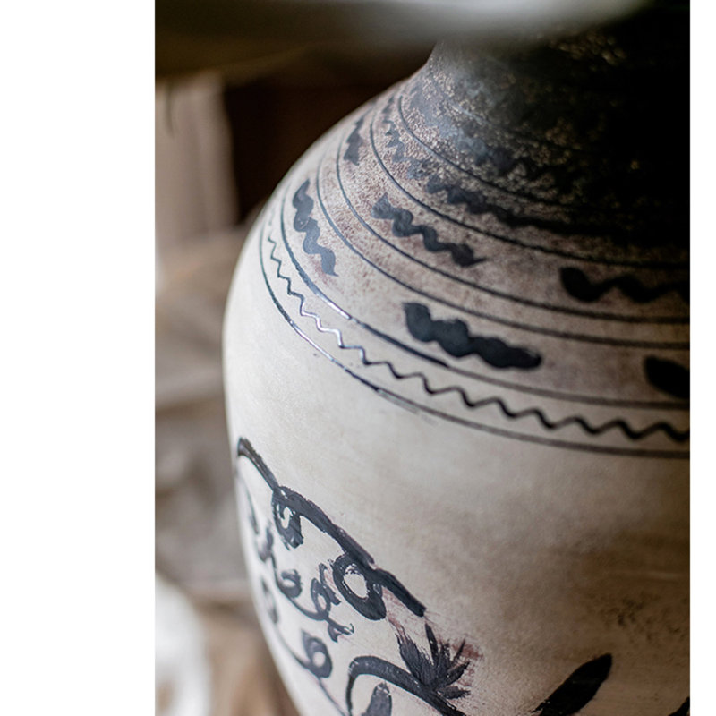 Vase de table beige 17,7 po