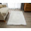 Tapis blanc à poils longs Enrica