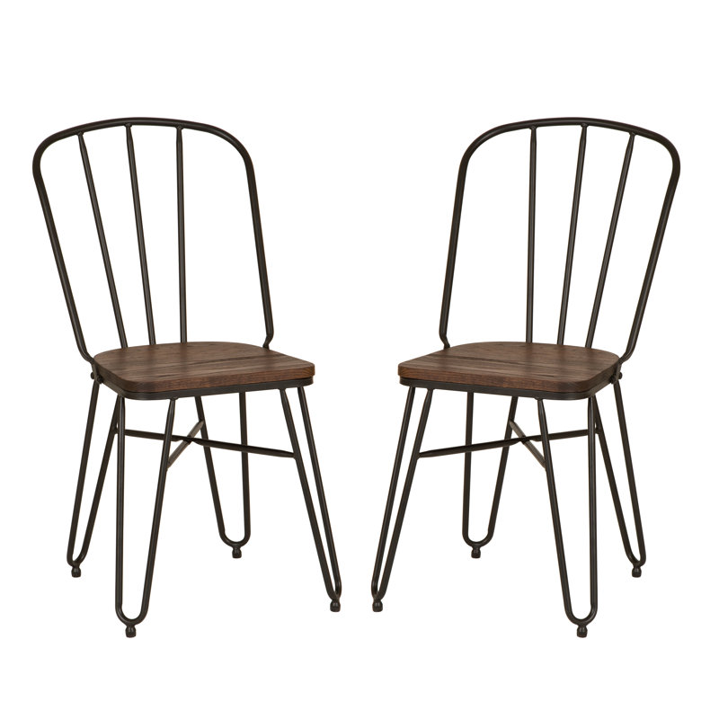 Chaise en bois massif Irini
