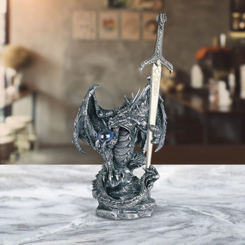 Figurine de dragon médiéval argenté 5 po