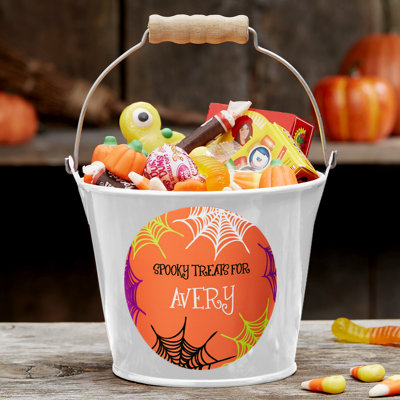 Personalization Mall Bucket