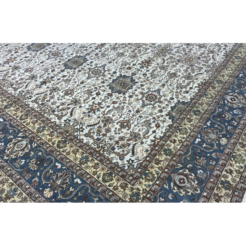 Tapis ivoire et bleu noué à la main de haute qualité