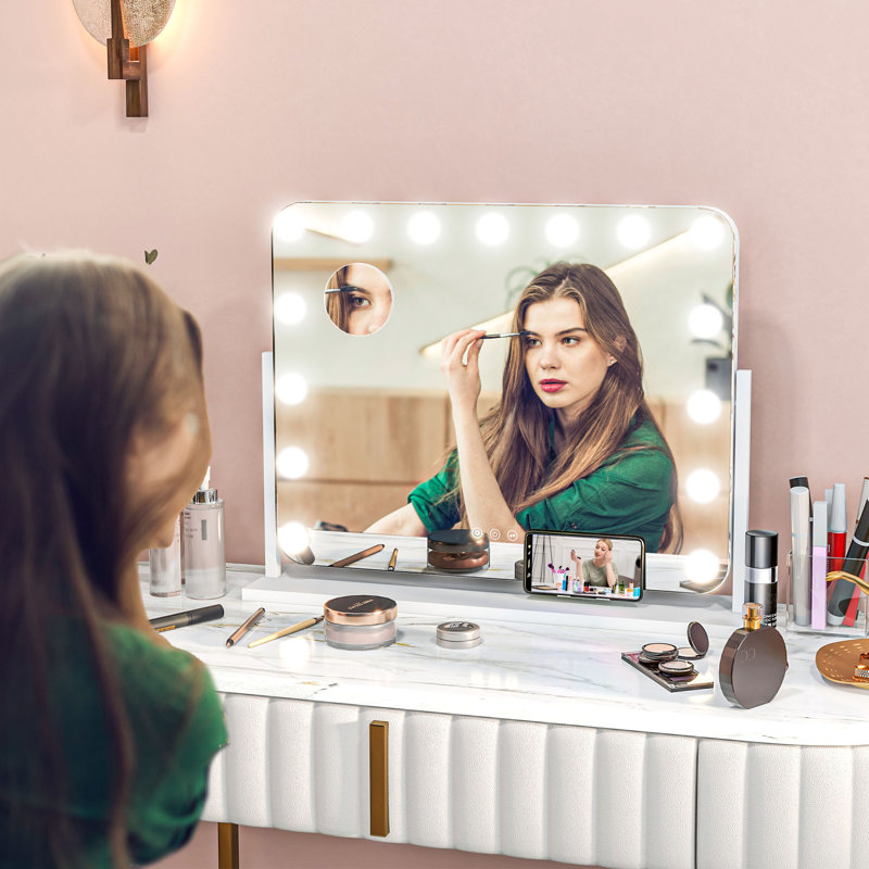 Evelyngrace Metal Rectangle Floor Mirror