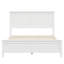 Lit plateforme blanc en bois massif avec tête de lit nouvellement améliorée, pieds moyens robustes, finition usée naturelle pour plus de confort-130155777-130155776