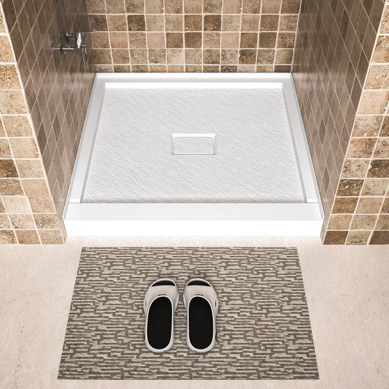 Base de douche à seuil simple de 36 po x P 36 po avec drain central et couvercle inclus