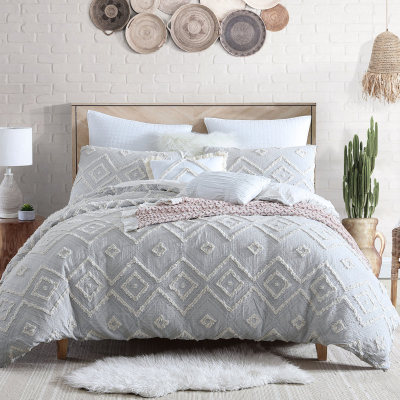 Swift Home Rukai 100% Cotton 5-Piece Diamond Clip Jacquard 3-D Fringe Texture Comforter Set - 2 Decorative Pillows Included - All-Seasonal Warmth, Durable, Easy Care