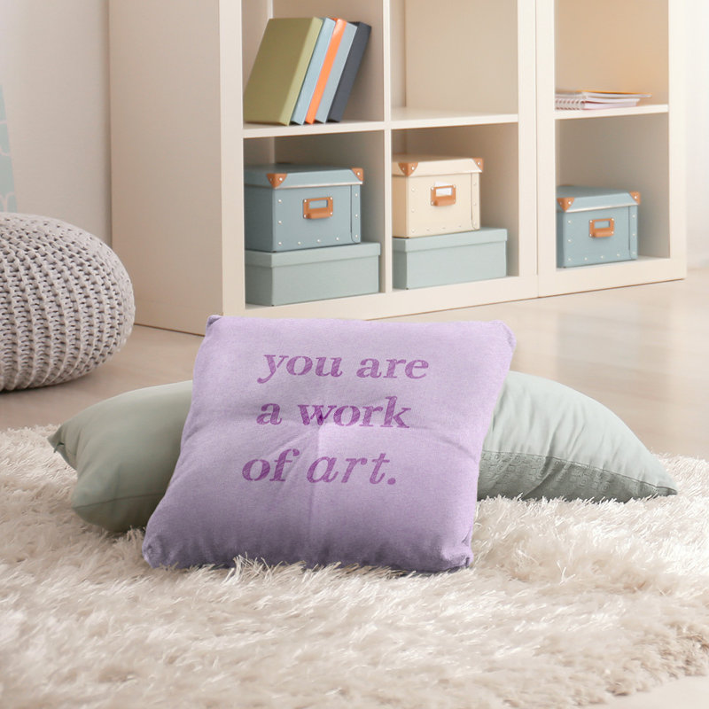 Coussin décoratif intérieur/extérieur travail d’art, 26 po x 26 po, Violet