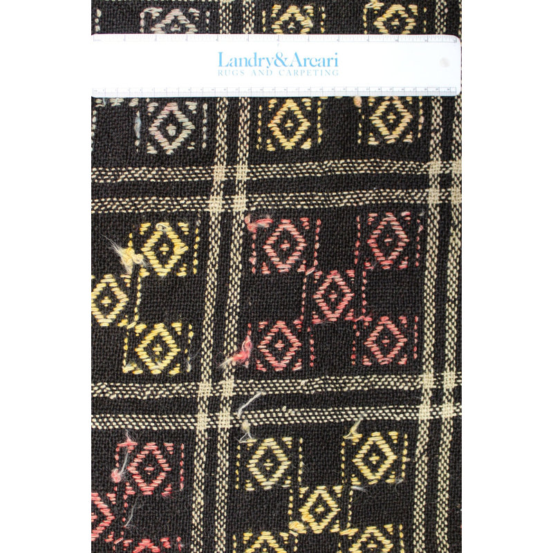 Tapis unique brun / cacao / rose 4 pi 2 po x 6 pi 6 po Jijim