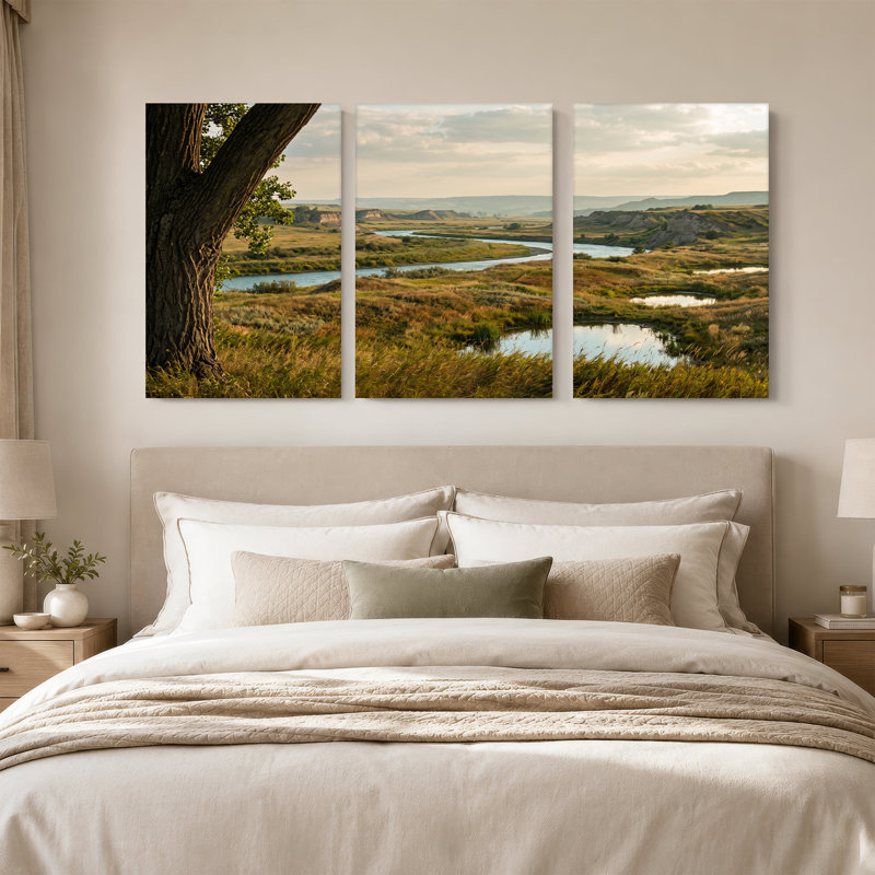 «Winding River Through Grassy Plains and Bluff», ensemble de 3 toiles murales, H 18 po x l 12 po x 3 pièces