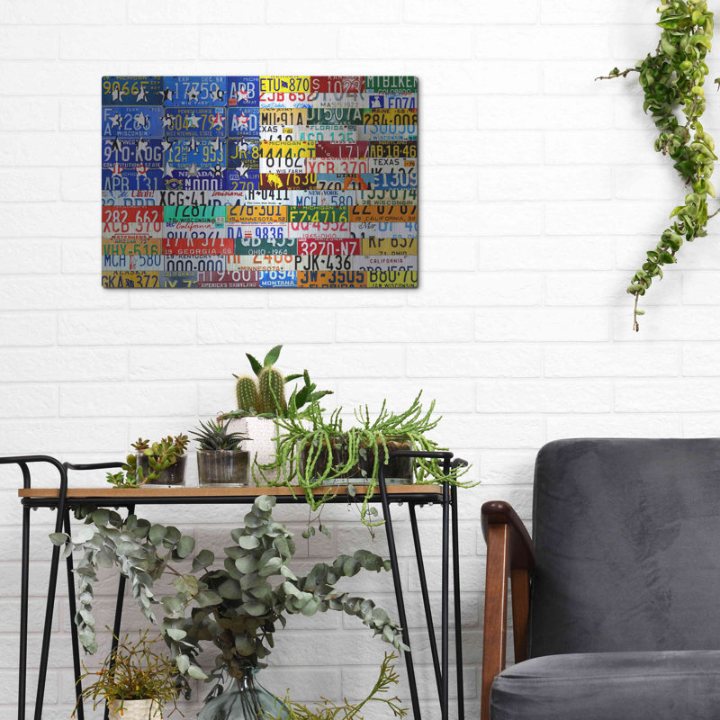 «Scrap Flag» par Design Turnpike, H 12 po x l 16 po