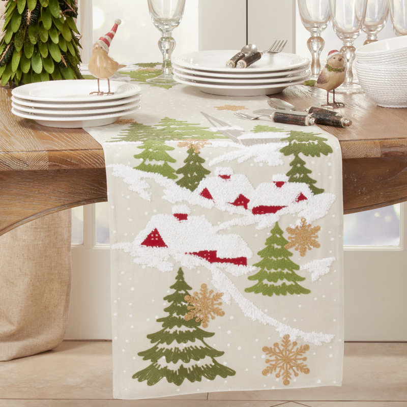 Izumi Christmas Table Runner