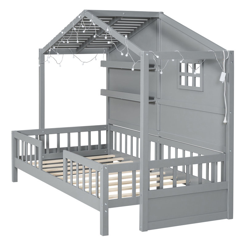 Lit simple Space House avec tablettes, gris, toit charmant pour un espace de chambre à coucher relaxant