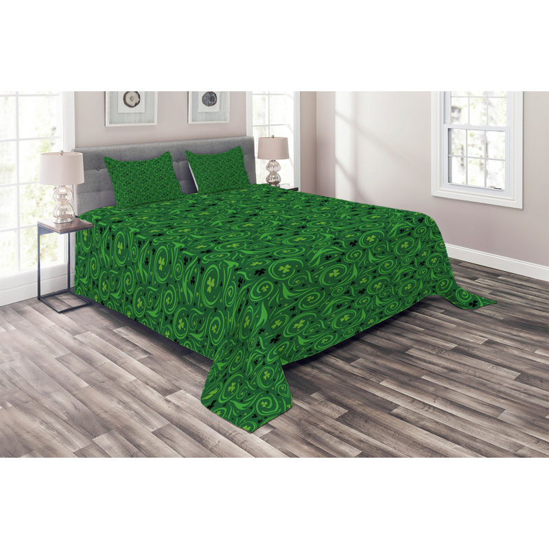 Traditional Polyester Paisley Coverlet, King Bedspread + 2 Shams, Jumble Shamrock