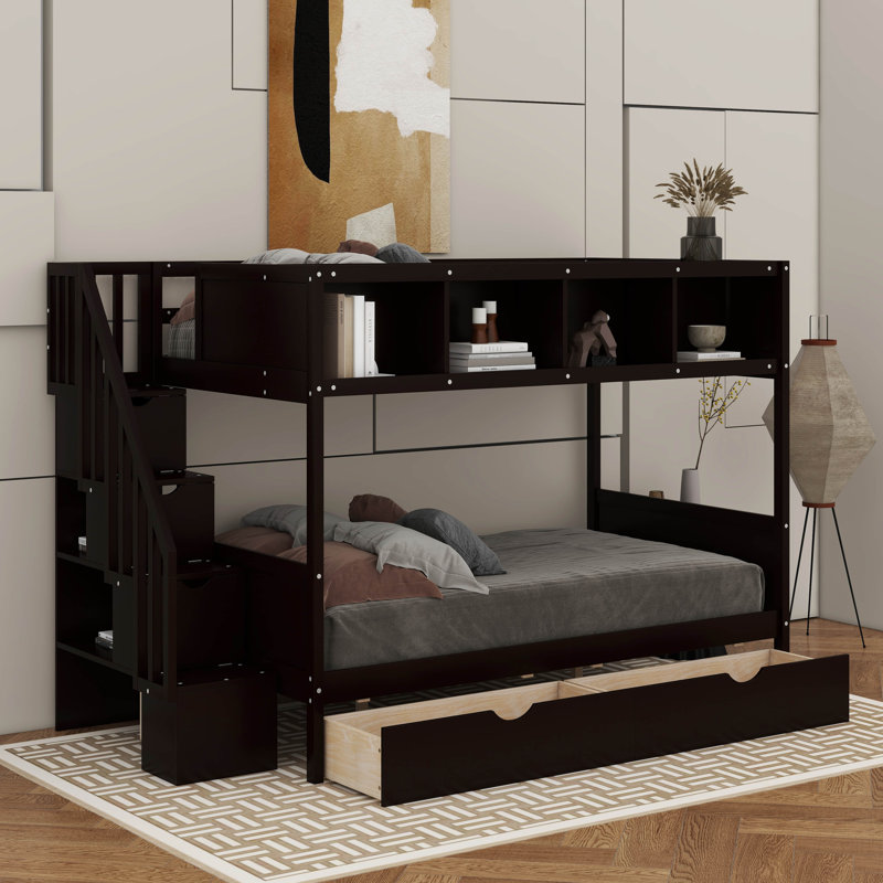 Lit simple superposé au dessus d'un lit double avec tablettes, escalier de rangement et 2 tiroirs, Espresso