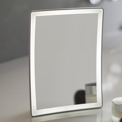 Miroir grossissant et lumineux avec maquillage Entice