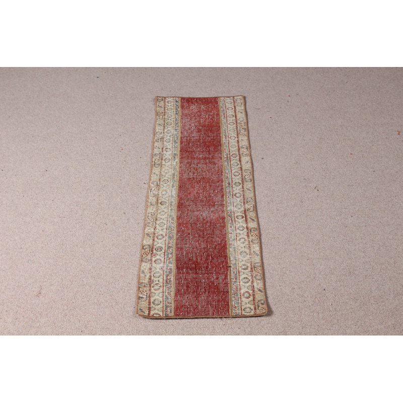 Petit tapis rétro rouge Oushak fait à la main, idéal pour rehausser la beauté de votre entrée