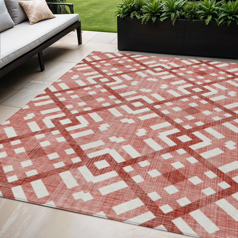 Tapis intérieur / extérieur géométrique lavable 5 pi x 8 pi rouge et ivoire