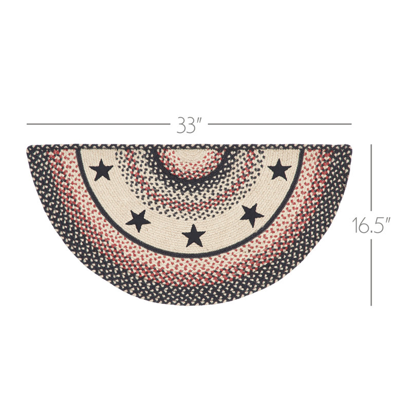 Privett Geometric Indoor Rug, Half Circle 1'4" x 2'9"