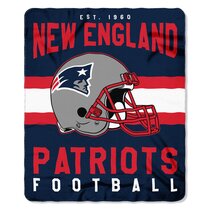 NFL Classic New England Patriots Personalized 50x60 Lightweight Fleece  Blanket